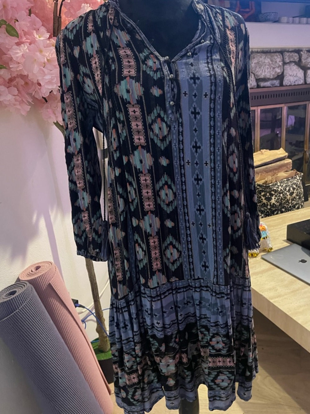 HOLDING HORSES Black and Blue Patterned Boho Midi Dress